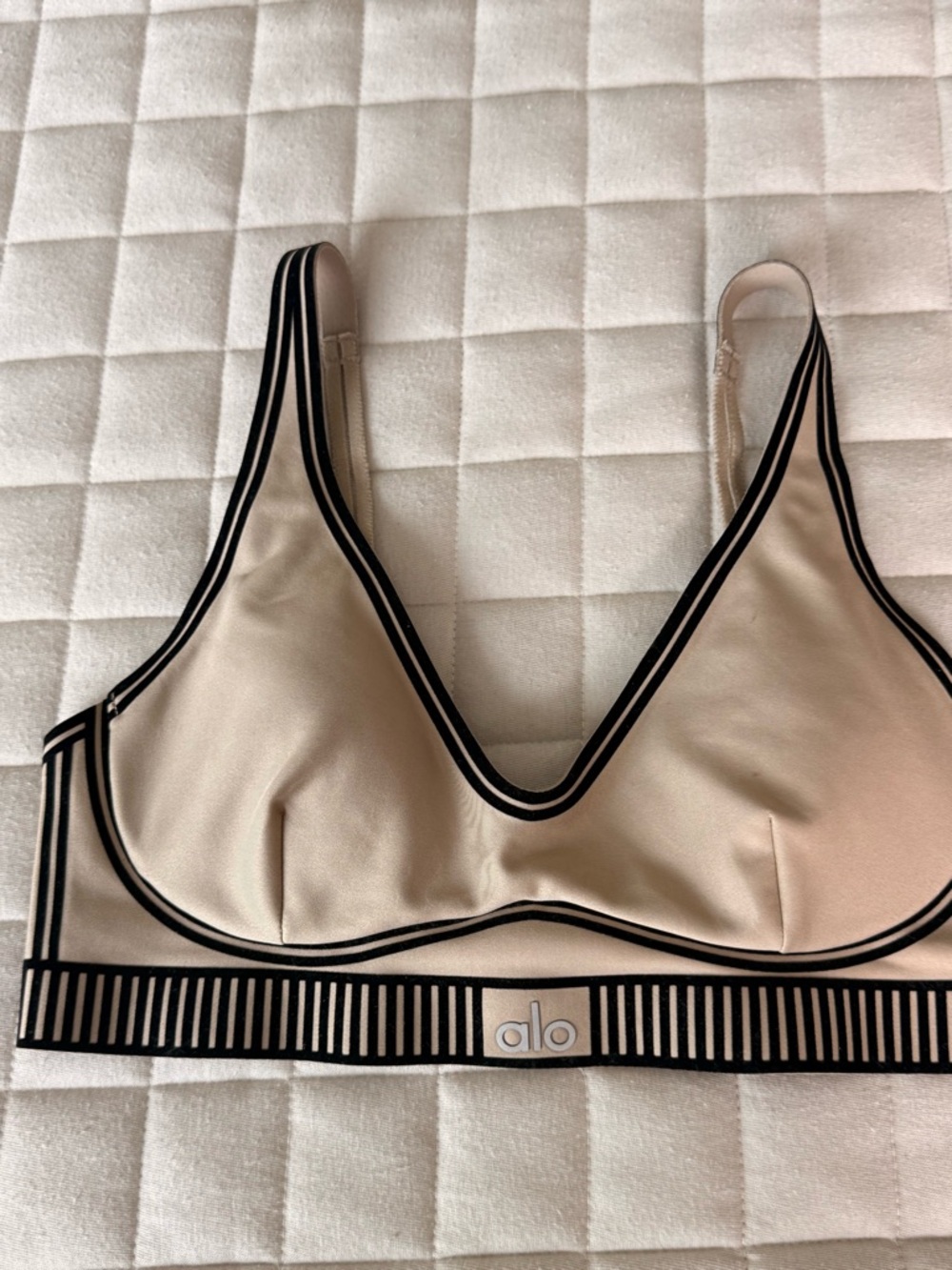 ALO Yoga Nude Beige Sports Bra with Black Trim - Picture 2 of 9